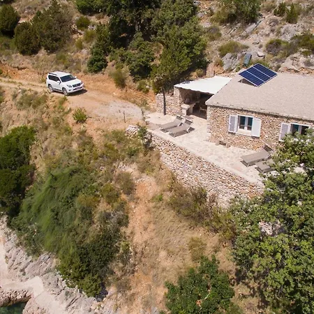 Hidden Gem By Nono Ban - Robinson Style Villa Bol