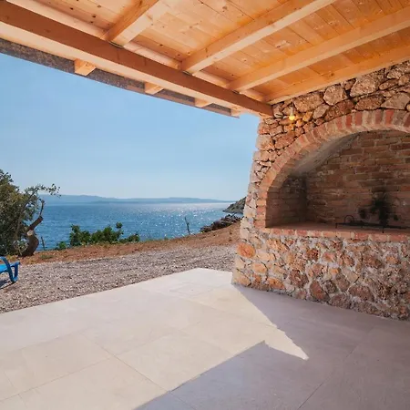 Villa Hidden Gem By Nono Ban - Robinson Style Bol
