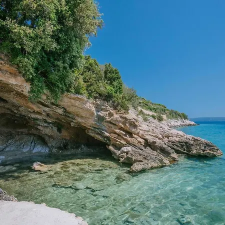 Hidden Gem By Nono Ban - Robinson Style Bol